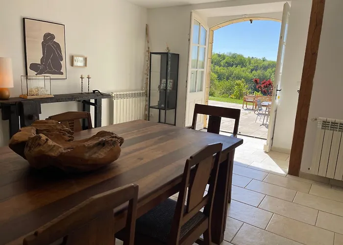 D'amis De Belbouys Дом отдыха *